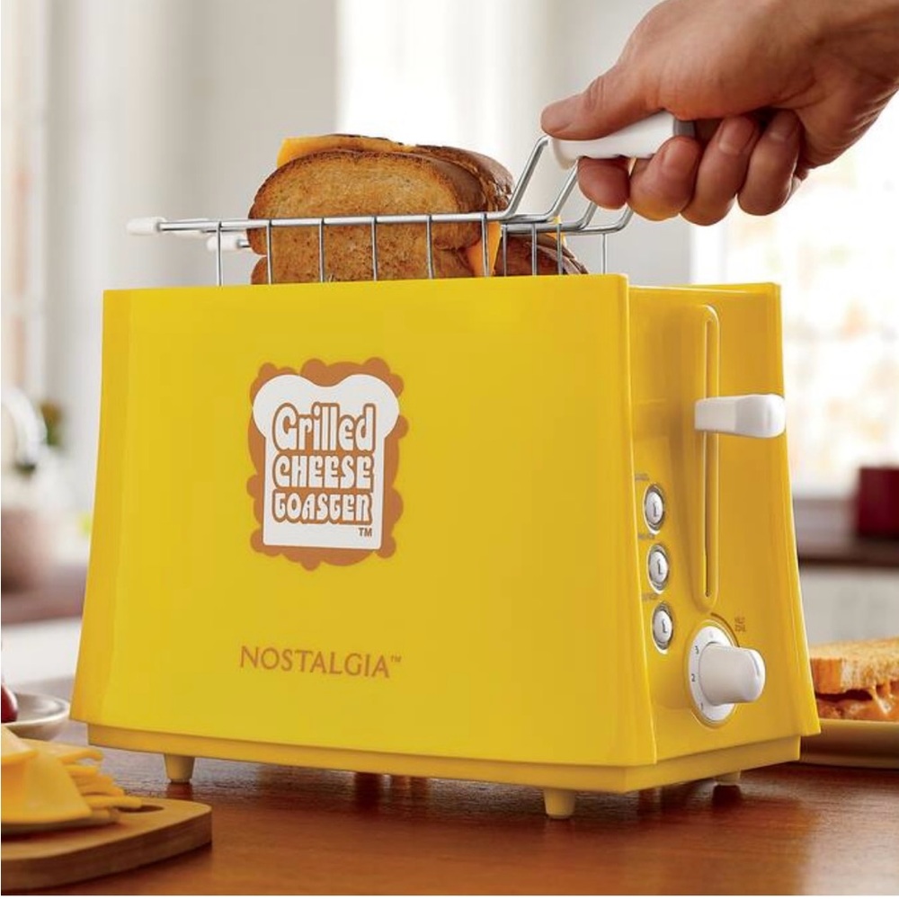 Nostalgia Grilled Cheese Toaster maker easy-Clean toaster baskets